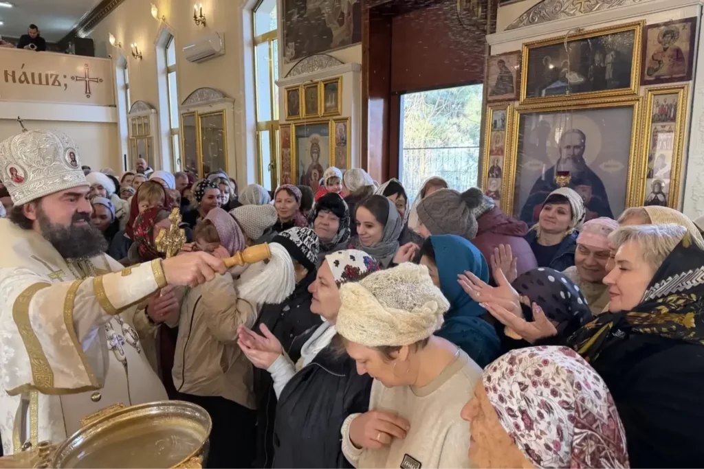 Архиепископ Пятигорский Феофилакт посетил приходы Патриаршего благочиния в Туркменистане
