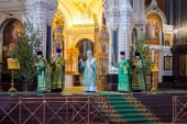 В канун праздника Святой Троицы Святейший Патриарх Кирилл совершил всенощное бдение в Храме Христа Спасителя (видео)