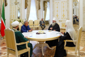 Патриарший визит в Татарстанскую митрополию. Встреча с главой (раисом) Республики Татарстан Р.Н. Миннихановым (фото)